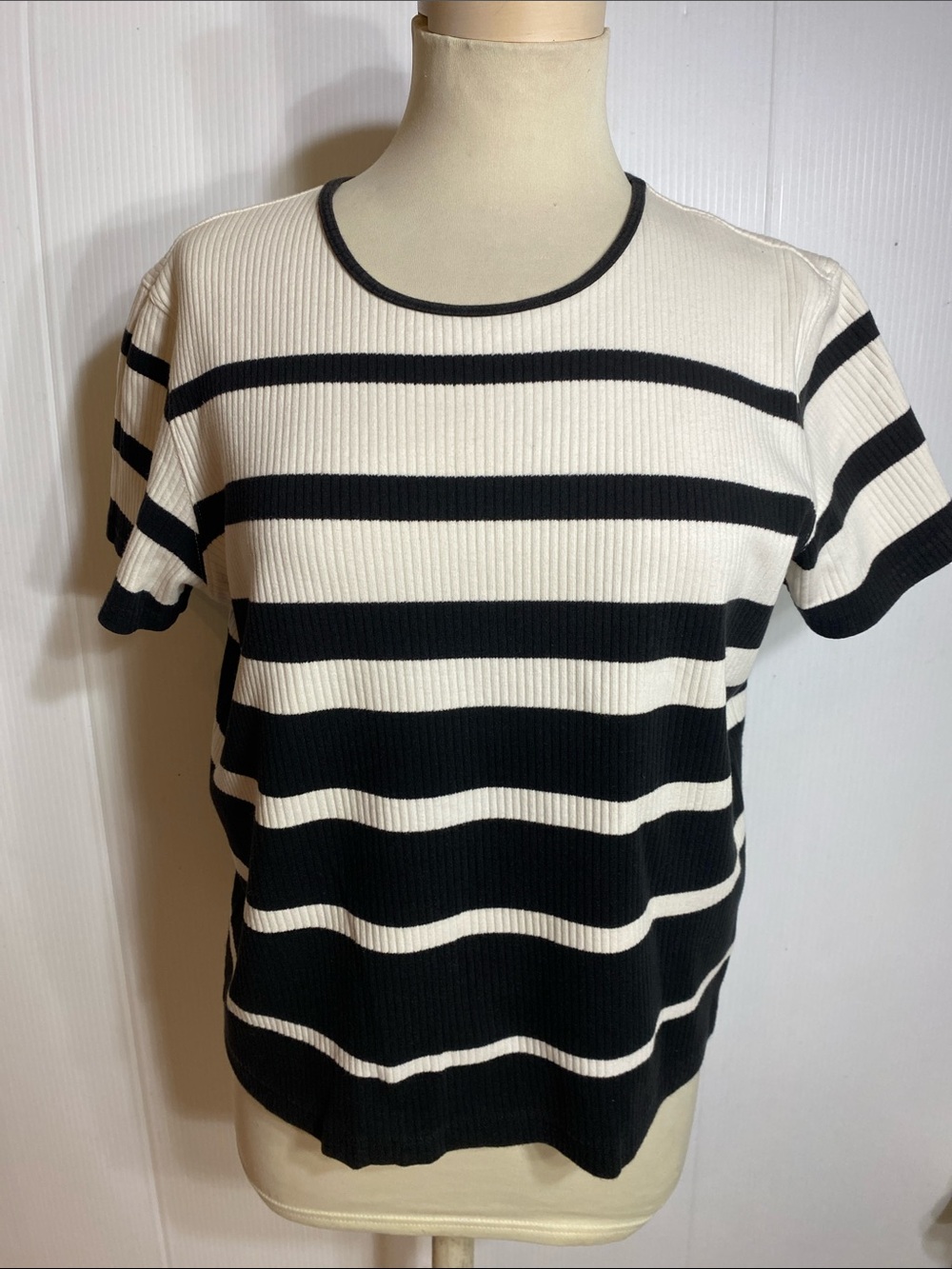 Jones New York Black and White Striped Crewneck Sport